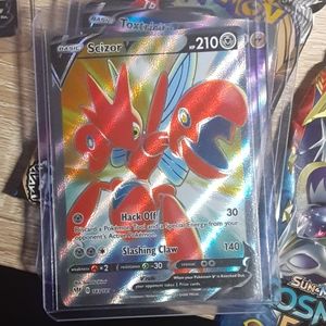 LOT OF RANDOM POKEMON CARDS